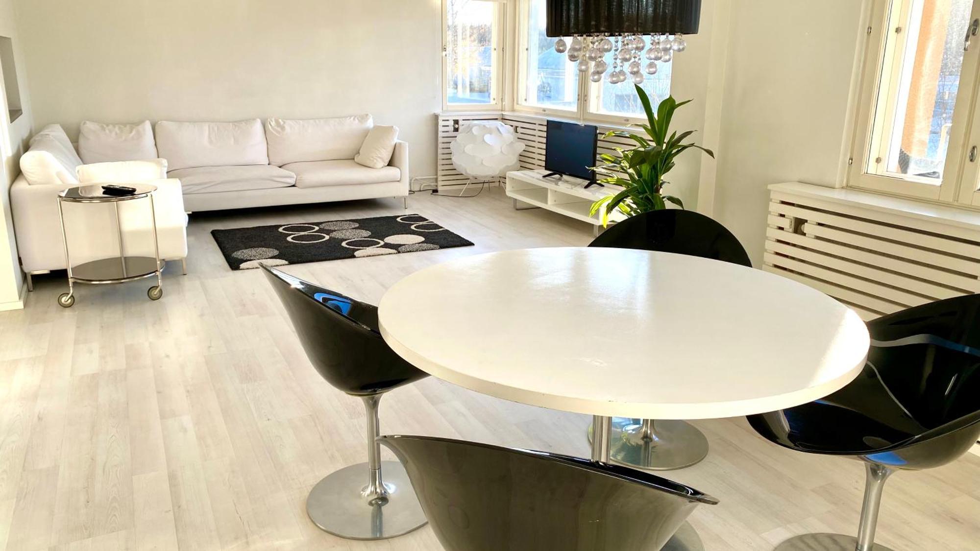 Beautiful Home In The Middle Of Helsinki Area Exteriör bild